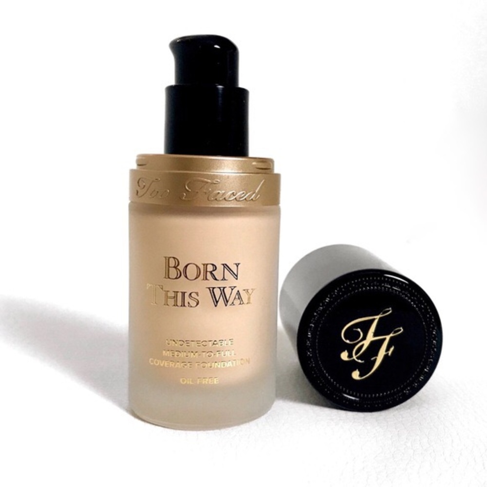 Too Faced Born This Way Foundation